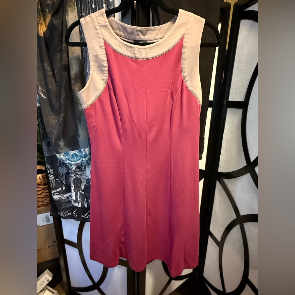 Donna Pink and Beige Day Dress